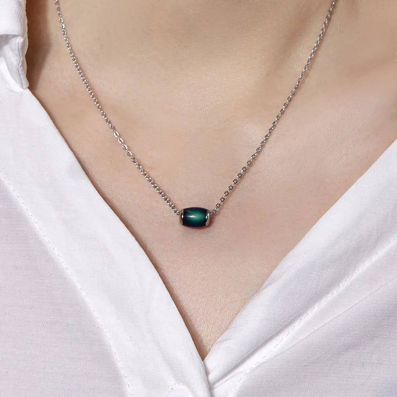 SC Wholesale Mood Necklace Creative Gift Stainless Steel Chain Round Pendant Temperature Control Color Change Mood Necklace