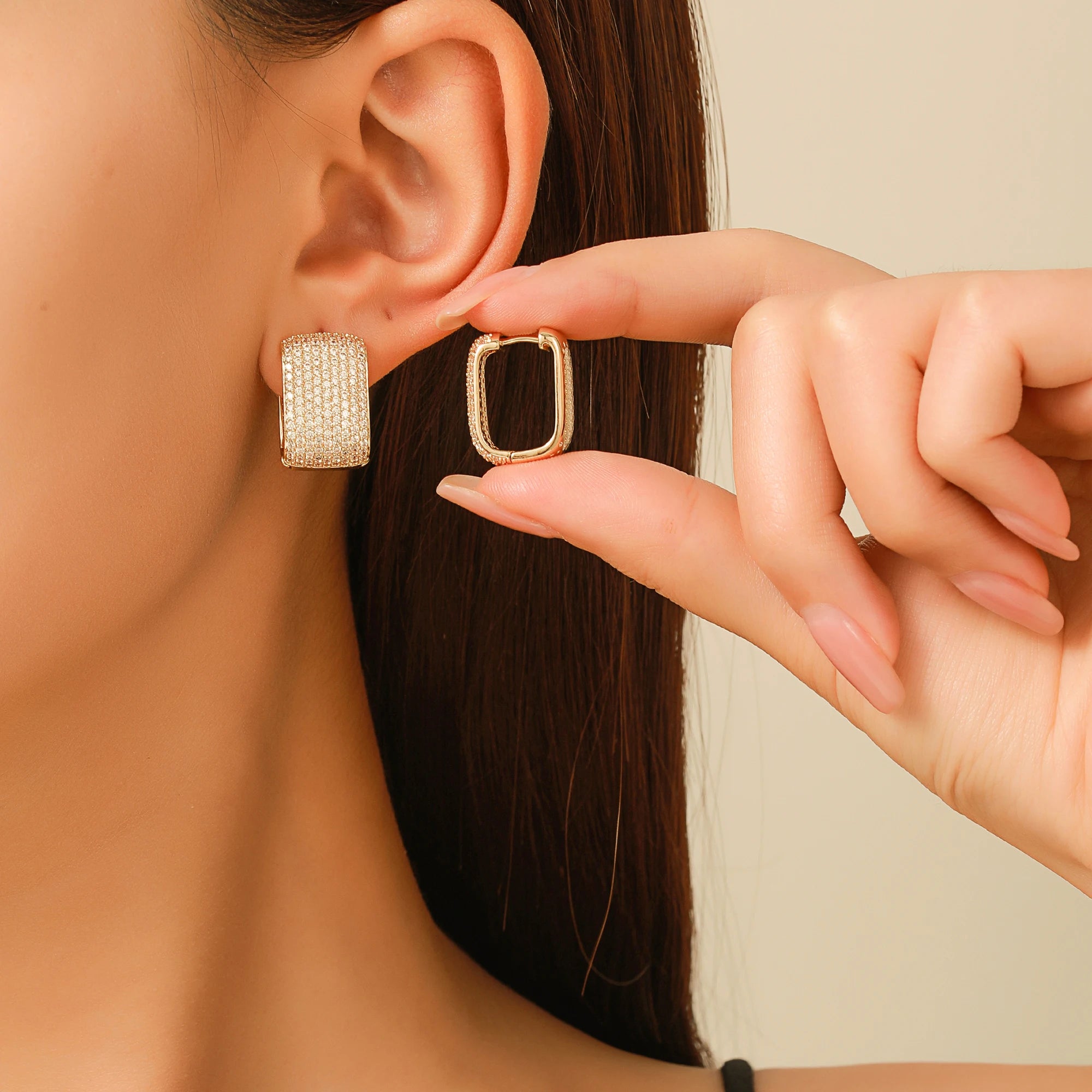 Factory Customized Women's Vintage Brass Earrings Gold-Plated Zirconia U-Shape Engraved Textured Cushion Gift Accessories
