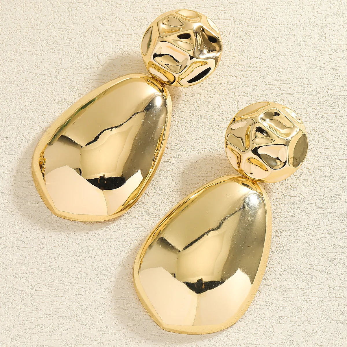 2025 New Arrival Fashion Jewelry Trendy Unique Vintage Advanced Design Earring Alloy Big Chunky Metal Water Drop Earrings