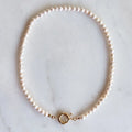 Simple Design Natural White Freshwater Pearls Choker Necklace for Women