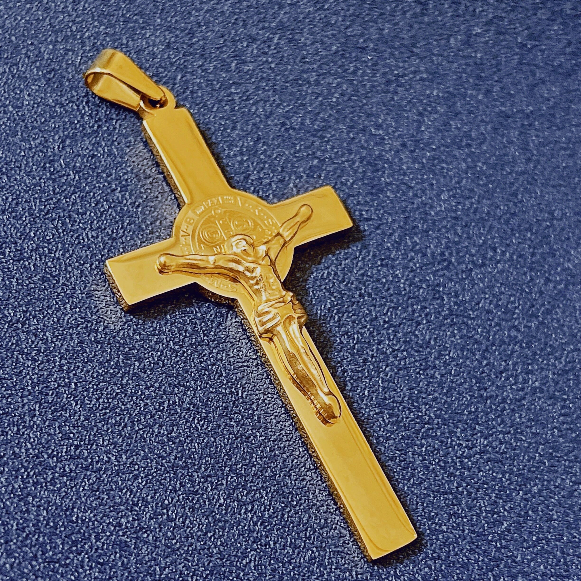 Punk Jesus INRI St. Benedict Crucifix Charm Men Religion Stainless Steel Large Benedict Crucifix Cross Pendants