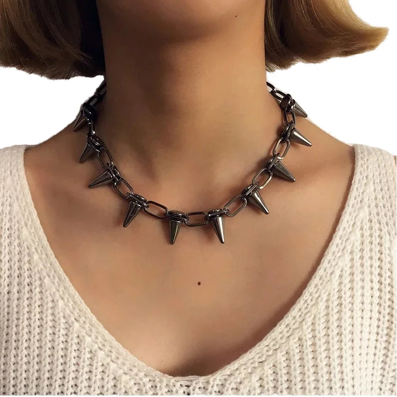 Exaggerated Gold Plated Bullet Y2K Statement Necklace Punk Style Link Chain Rivet Choker for Girls Christian Jewelry Gift
