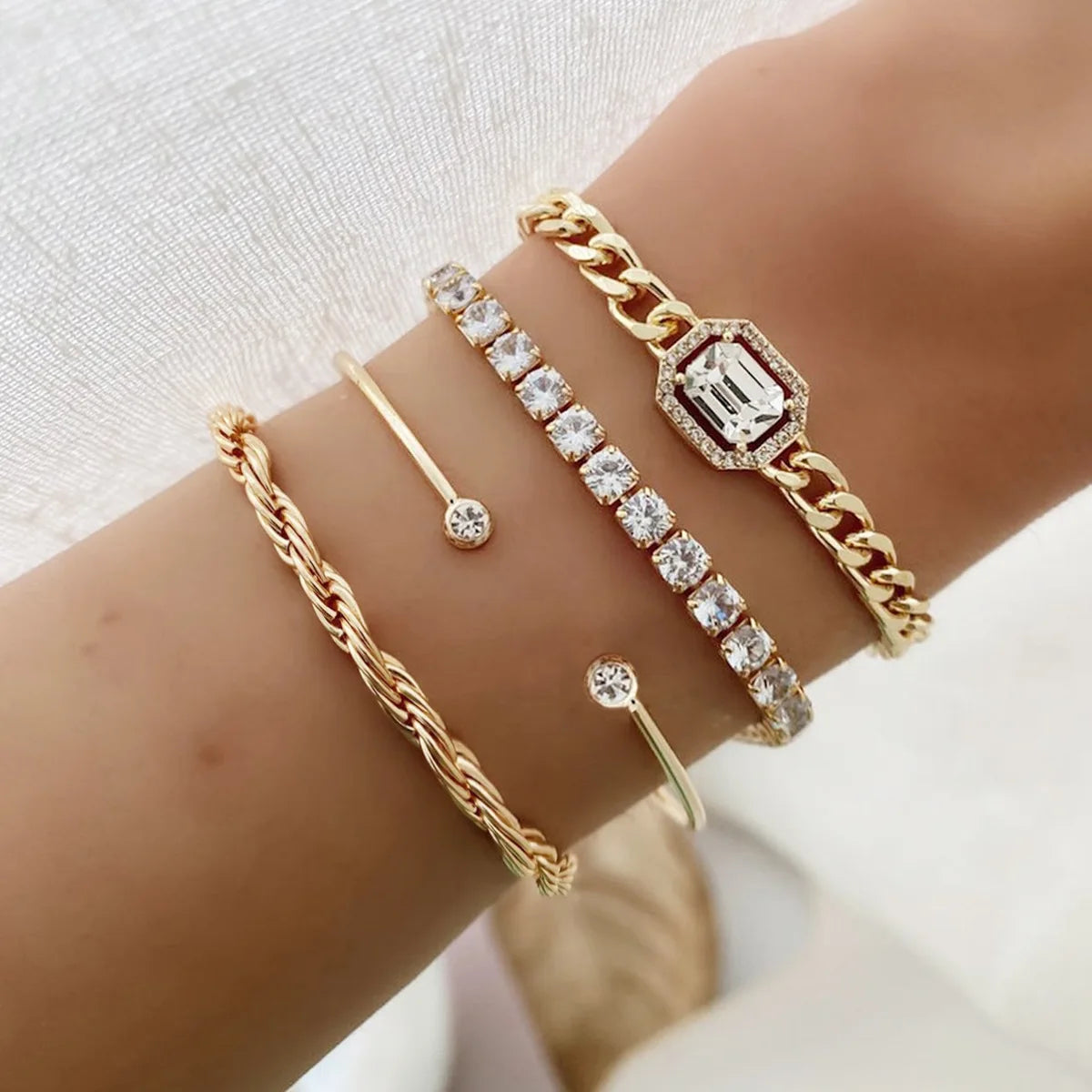 Hot Sell Vintage Gold Plated Square Diamond Adjustable Bracelet Bangles Set High Polished Charm Gold Bracelet for Women Jewelry