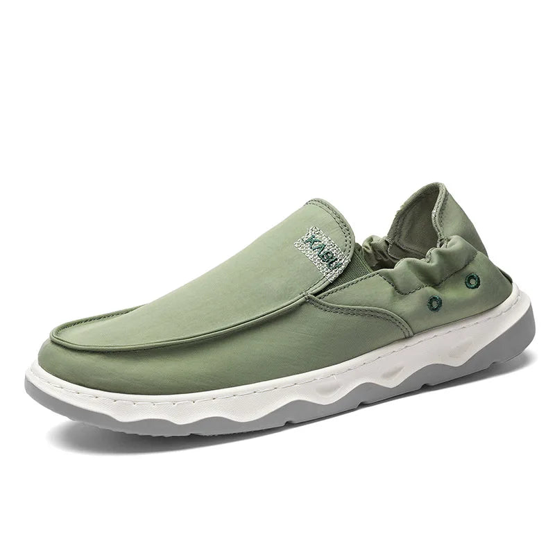 Hot Sale Men's Cloth Shoes Slip-on Loafers Ice Silk Canvas Shoes New Breathable Adult Male Skateboard Shoes Slow Walking Running