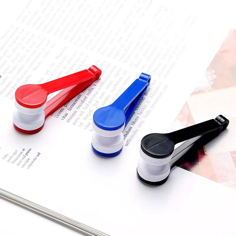 Epsilon Fiber Glasses Cleaner Rub Power with lens Clothes Cleaner Keyring