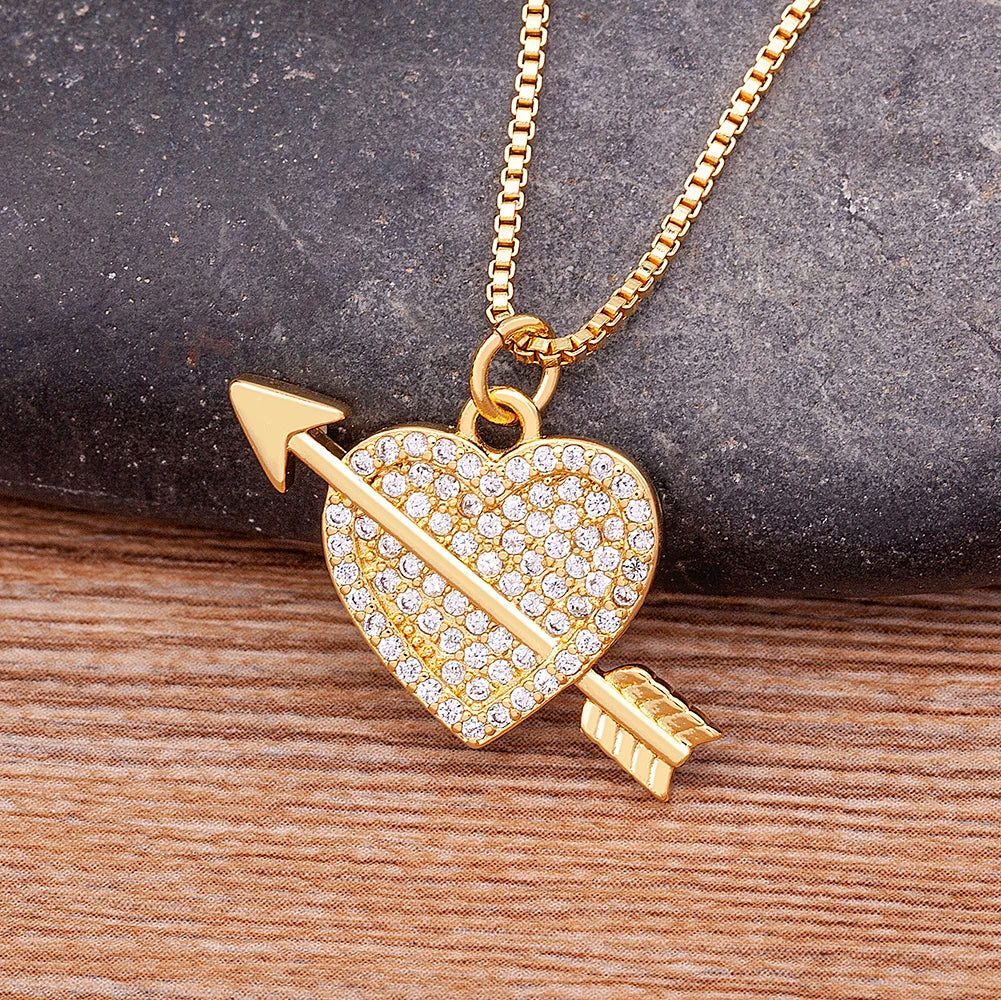 QIKU Trendy Crystal Arrow Through Heart Pendant Necklace CZ Neck Chain Copper Cubic Zircon Romantic Women Jewelry Gift Wholesale