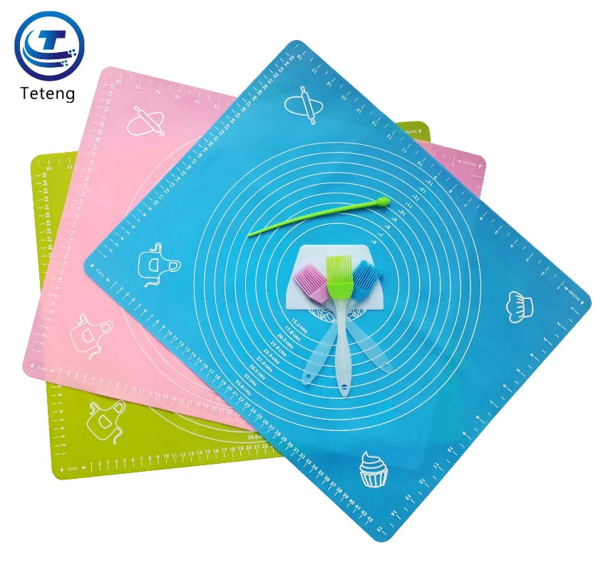4 in 1 Dishwasher Safe Kitchen Silicone Baking Pastry Tools Eco-Friendly Reusable Non-stick Kneading Dough Mat & Brush Set