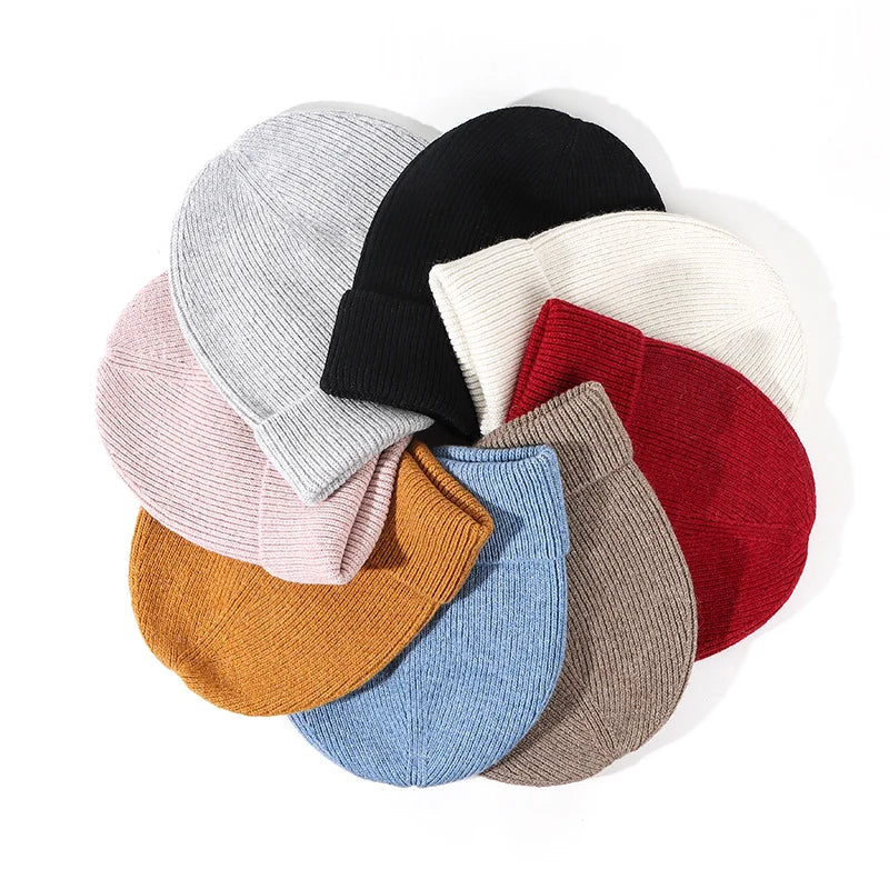Best-Selling OEM Wool Knitted Beanie Custom Logo Embroidery Outdoor Warm Hat With Designer Features for Beach Use