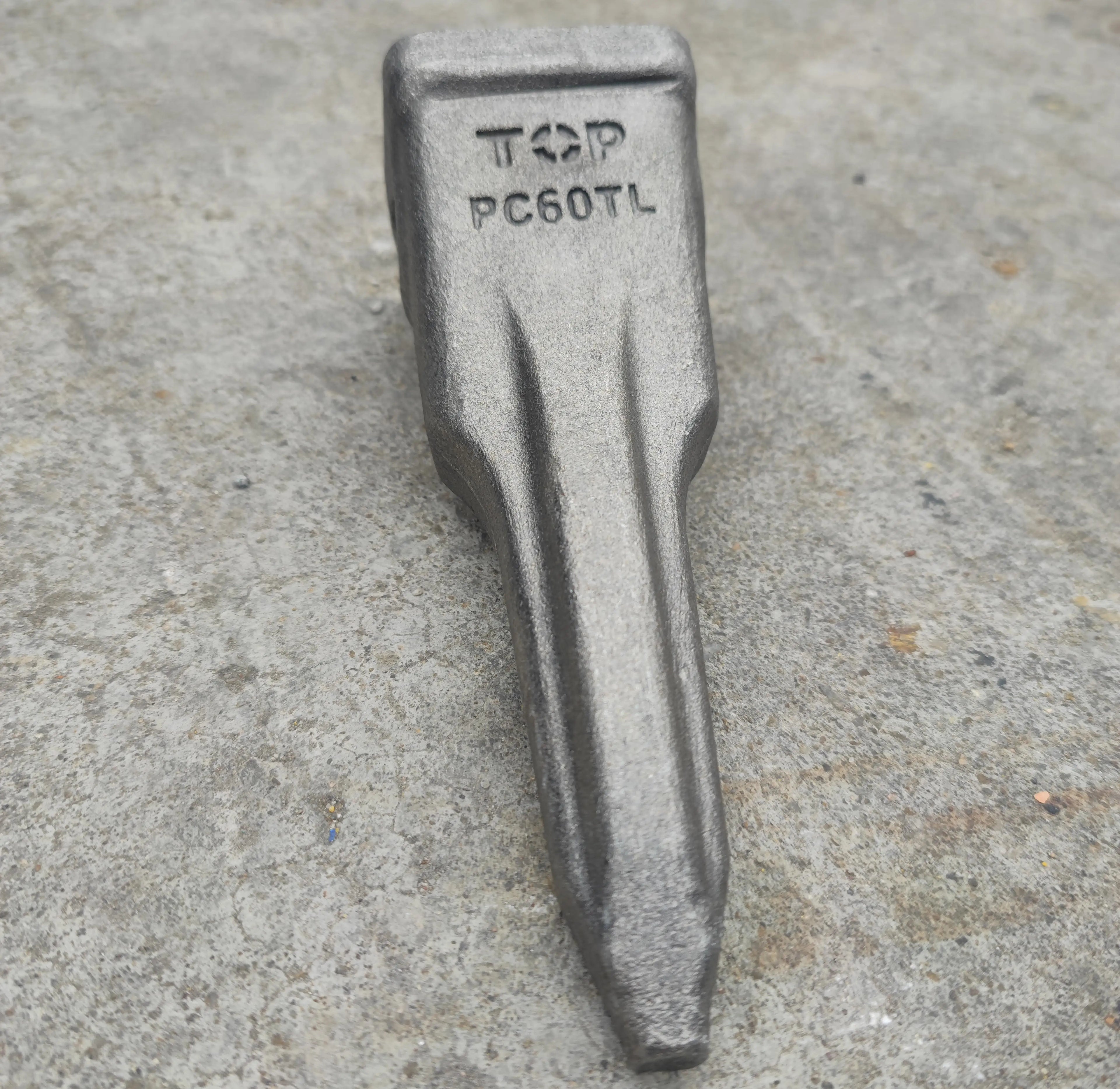 PC60 PC100 Forged Wear-resistant Bucket Teeth Sharp Tooth Dilapidated Teeth Earth square Flat Tooth Bucket Teeth