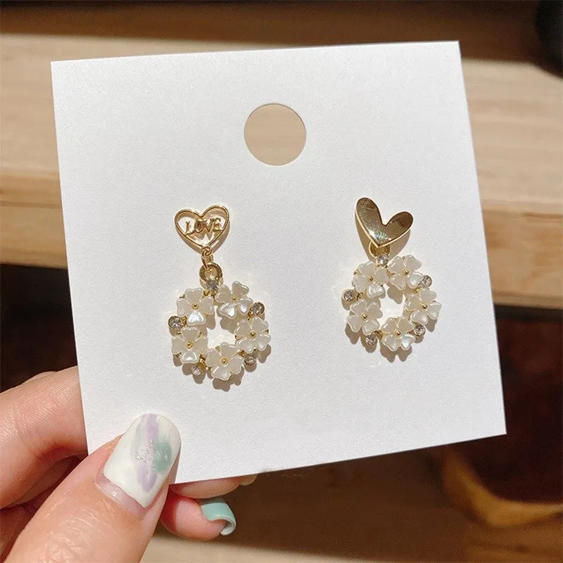 Jewelry Geometric Asymmetry Heart Hollow Flower Drop Earrings Fashion Women's Korean Flower Stud Earrings