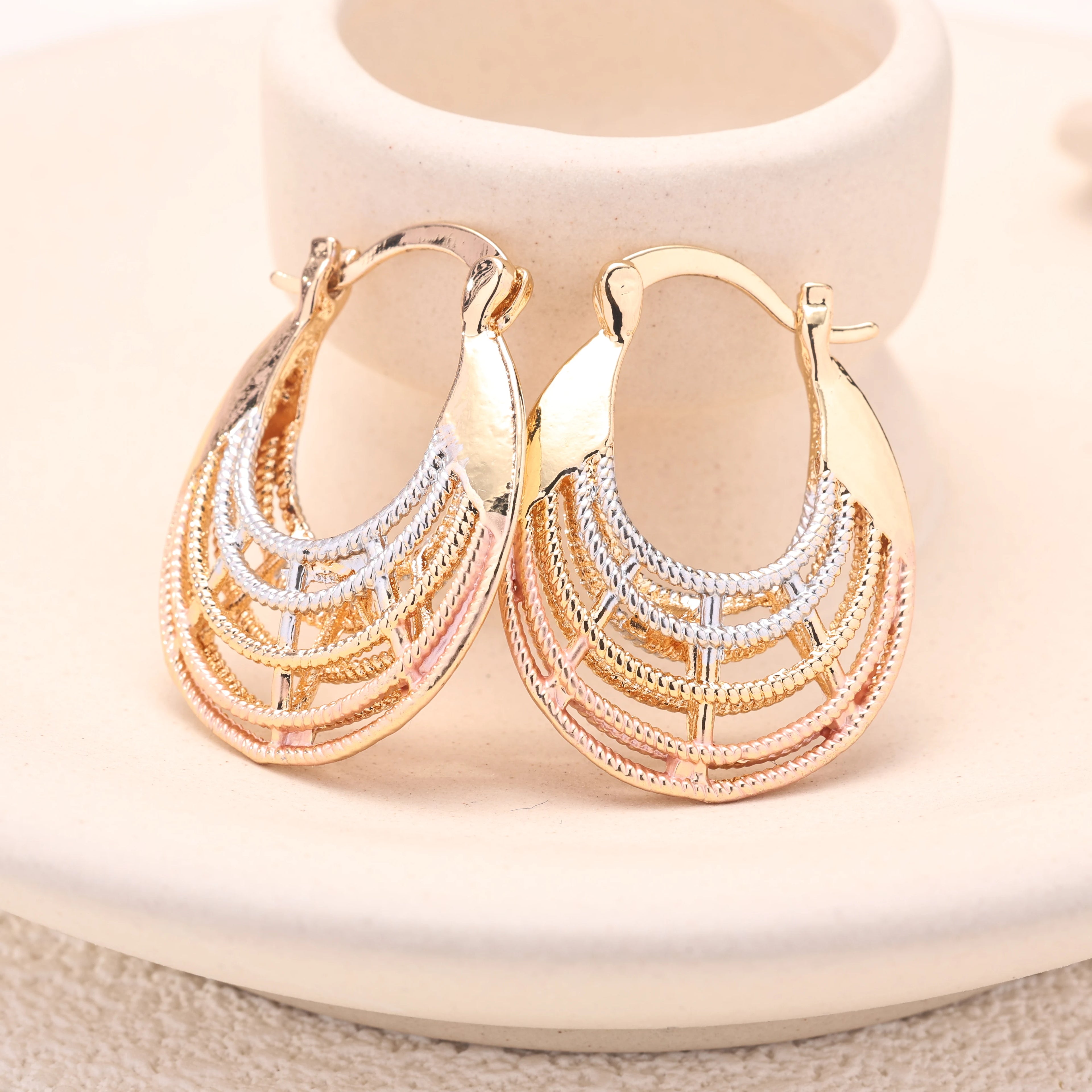 Hot Seller Trendy Gold Copper Earring Jewelry for Women Fashion Dangle Earrings Luxury Statement Drop Earring Geometric Gift