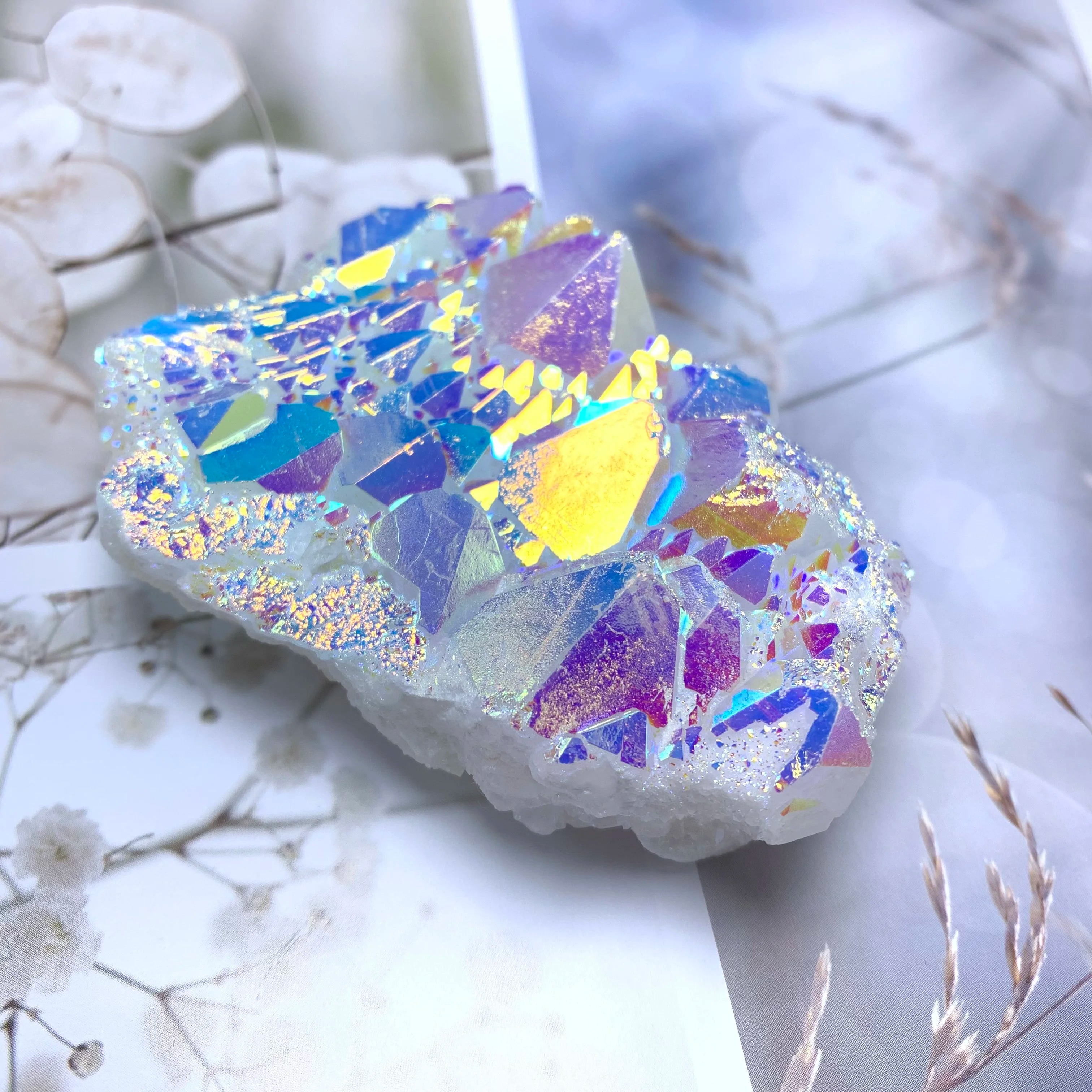 Natural Raw Aura clear Quartz Crystal Gemstone Cluster Reiki Healing Chakra Rough Aura clear Quartz Cluster