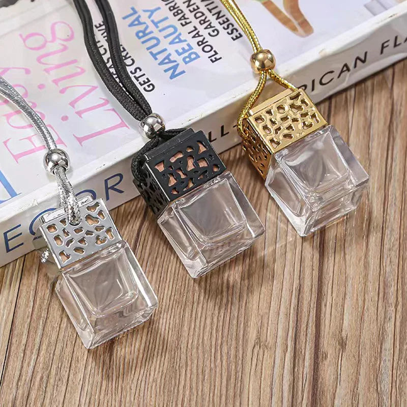 Mini Round 8ml 10ml Air Freshener Empty Diffuser Glass Bottle Logo Cube Hanging Car Hanging Perfume Diffuser Bottle