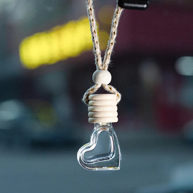 Wholesale Custom Heart Shape Empty 6ml Car Diffuser Hanging Perfume Bottle With Wooden Cap for Air Freshener