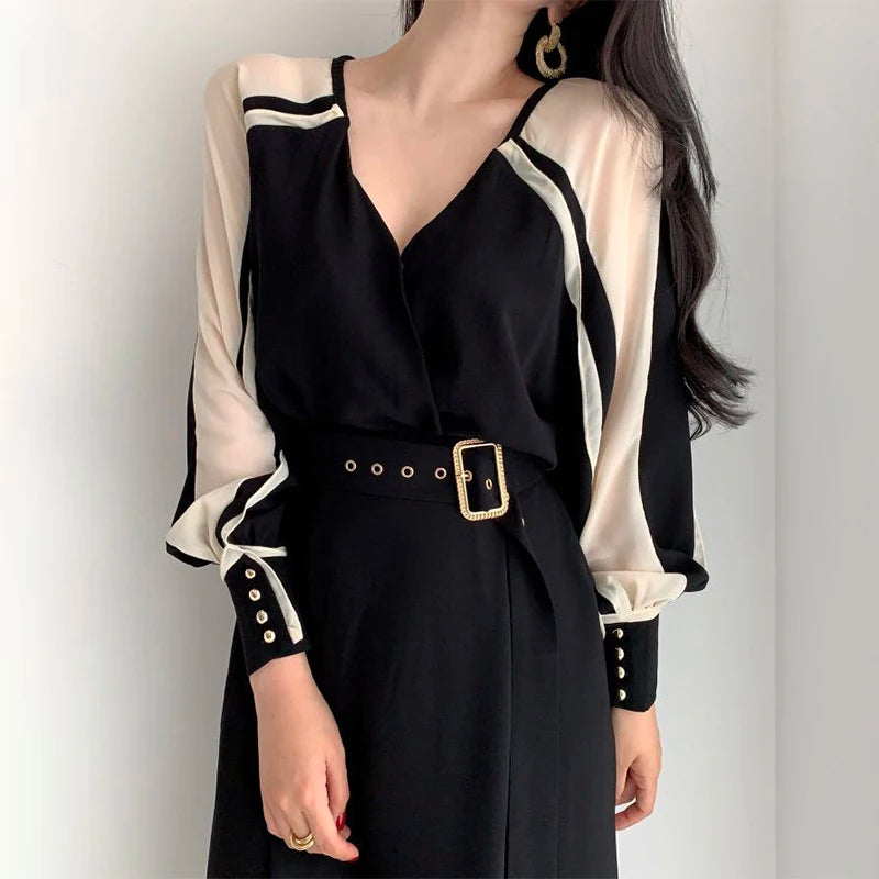 Wholesale 2026 Spring French V-neck Clavicle Splicing Contrast Color Design Slightly Transparent Lantern Sleeve Dress