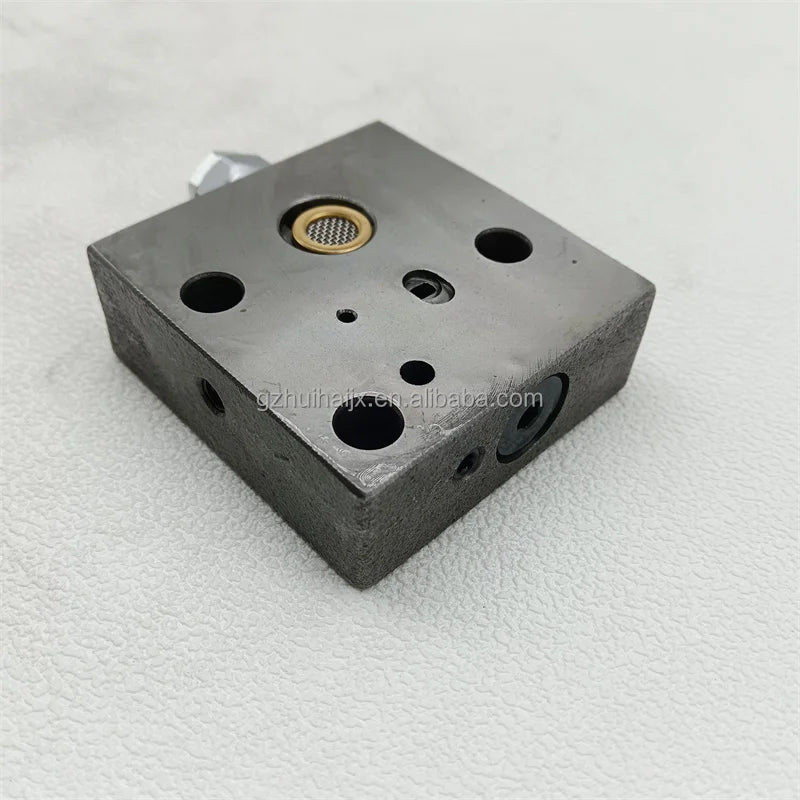 Excavator Parts Reducing Valve Assy 723-40-71103 Fuel Pressure Relief Valve 7234071103 for PC200LC-7 PC220-7 PC220LC-7