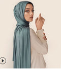 Wholesale Cotton Jersey Hijab Easy to Wear Muslim Fashionable Solid Color Scarf Women Hijab Shawls