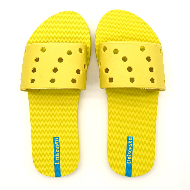 Hot Summer and Autumn Outdoor Sandals With PVC Upper and Anti-Slip Rubber Sole Flat Style Fashion Trend Shoe for Indoor Use