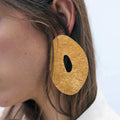 Fashion Jewelry Exaggerate Earrings for Women Irregular Metal Earrings Wholesale Large Oval Hollow Stud Earrings (KER794)