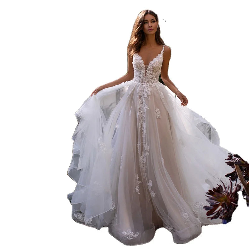 Princess Champagne Lining a Line Appliques Lace Wedding Dress Backless Spaghetti Strap Bridal Gowns Vestido De Novia 2020