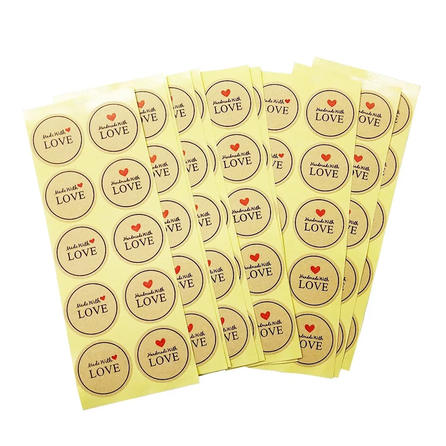 100pcs Per Pack Red Heart Hand Made With Love Scrapbooking Kraft Paper Labels Envelopes Stickers Gift Packaging Seal Sticker