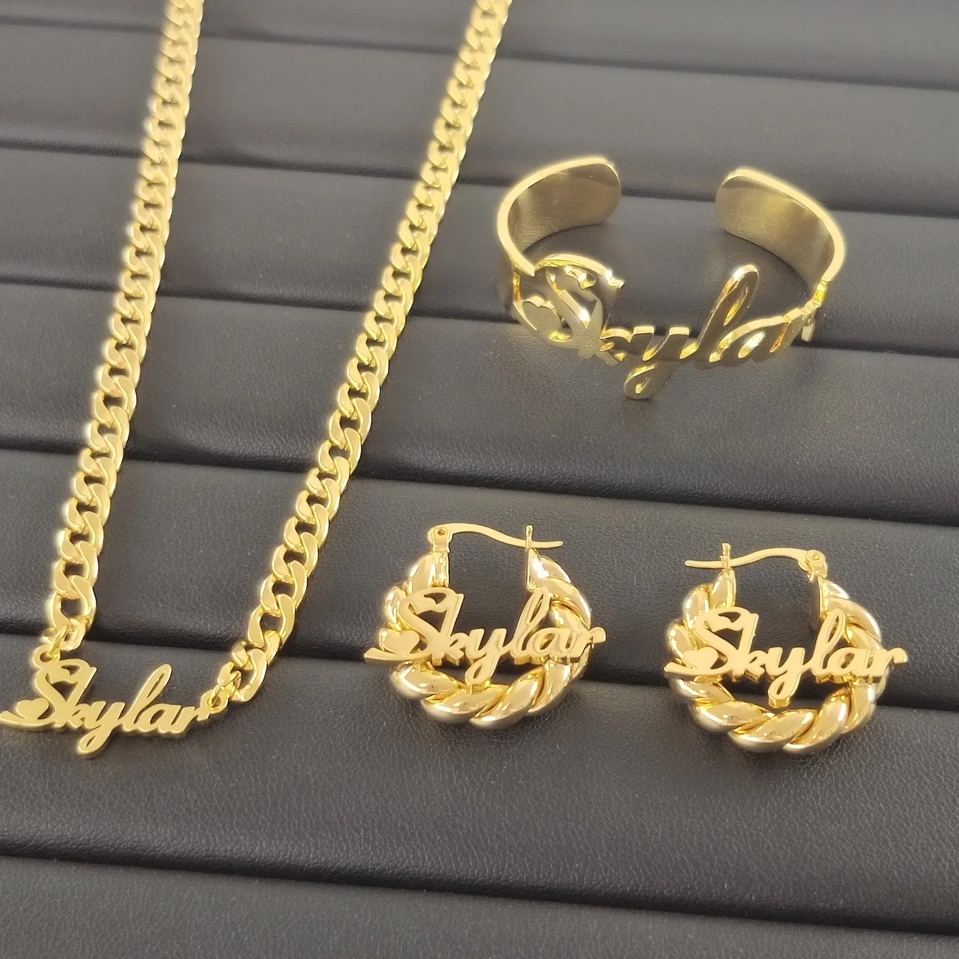 Lateefah Personalized Name Stainless Steel Gold Plated 18mm Mini Hoop Earrings 5mm Cuban Chain Exaggerated Bracelet Jewelry Set
