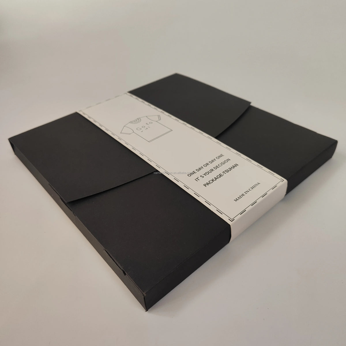 Wholesale Custom Printed Recyclable Art Paper Book Shaped Folders Black Envelopes Full Color Printing Matt Lamination Embossing