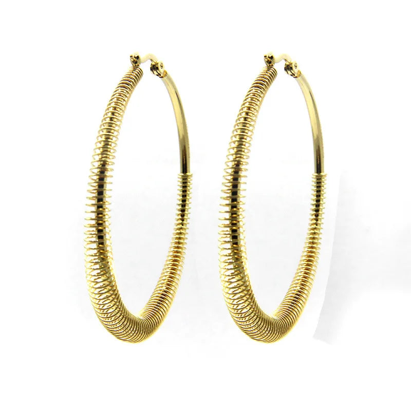 WT-E625 Women Fashion Exaggeration Big Metal Earring Buckle Stainless Steel Real Gold Plated Populared Hollow Steel Earrings