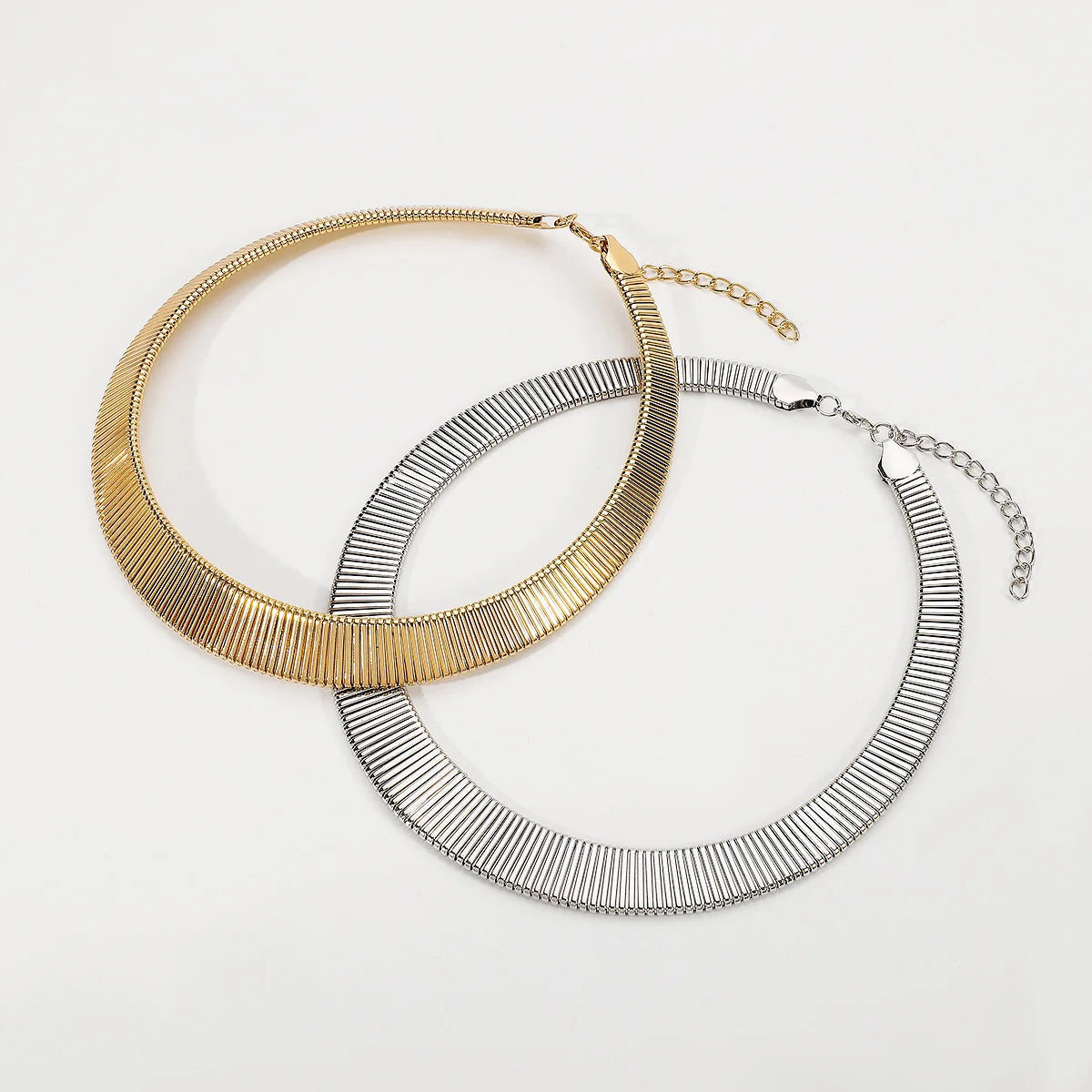 Exaggerated Chunky Heavy Wide Metal Twisted Torques Choker Necklace for Women Spiral Big Chain Jewelry Steampunk Men