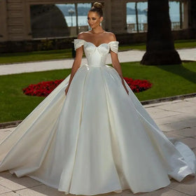2025 French Simple Wedding Dress New Princess Temperament Wedding Dress Fairy Long Train Wedding Dress Female