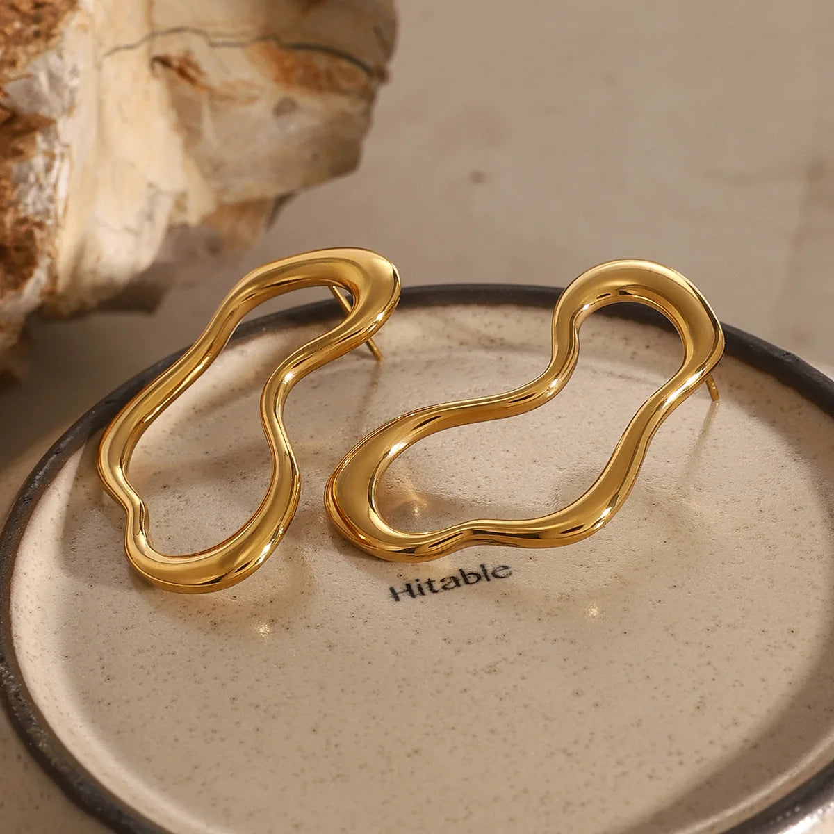 Hyperbole Stainless Steel 18K Gold Plated Jewelry Geometric Irregular Line Hollow Women Stud Earring