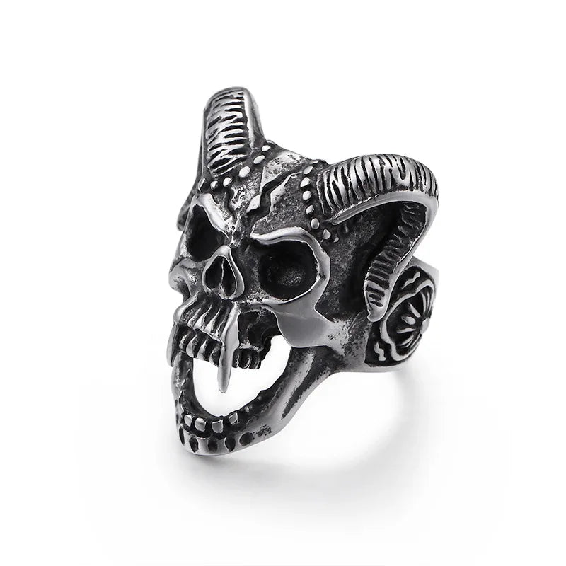 ZZR006 Western Big Devil Satan Vintage Punk Stainless Steel Mens Croissant Skull Ring Hot Creative Jewelry 2021 Wholesale