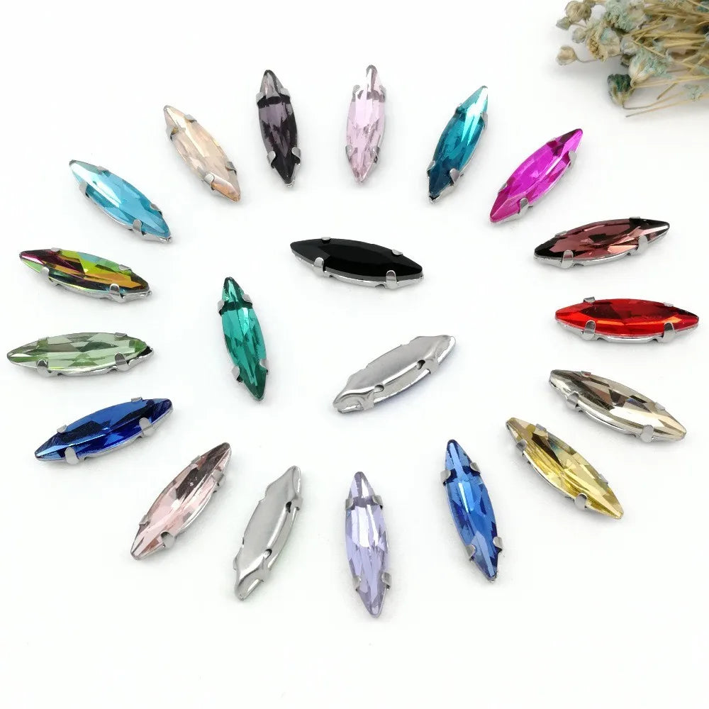 China Factory 4*15mm Wholesale  Eye Shape Hand Stitched Glass Buckle Apparel Accessories DIY Beaded Decoration