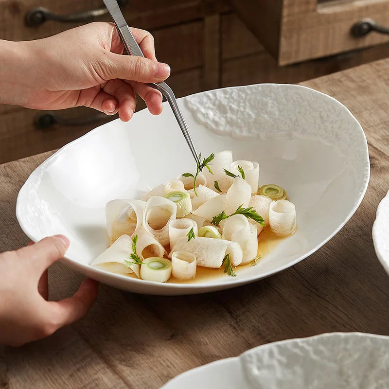 High Quality Eco-Friendly Vintage Porcelain Black White Big Oval Dinner Plates Deep Dish Soup Bowls Glossy/Matte Finish Home