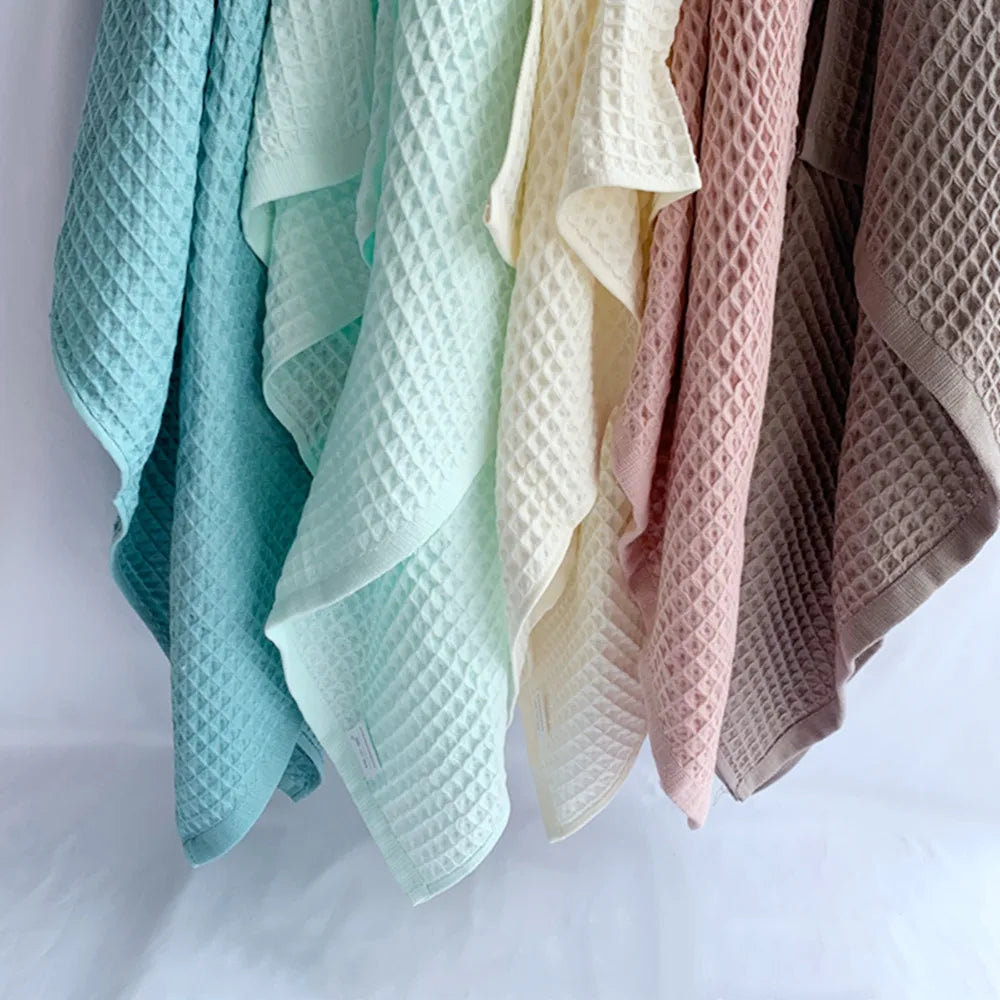 100% Cotton Waffle Soft Thick Luxury Beach Bath Face Towel Blanket Custom Label Compressed for Home Use Customized