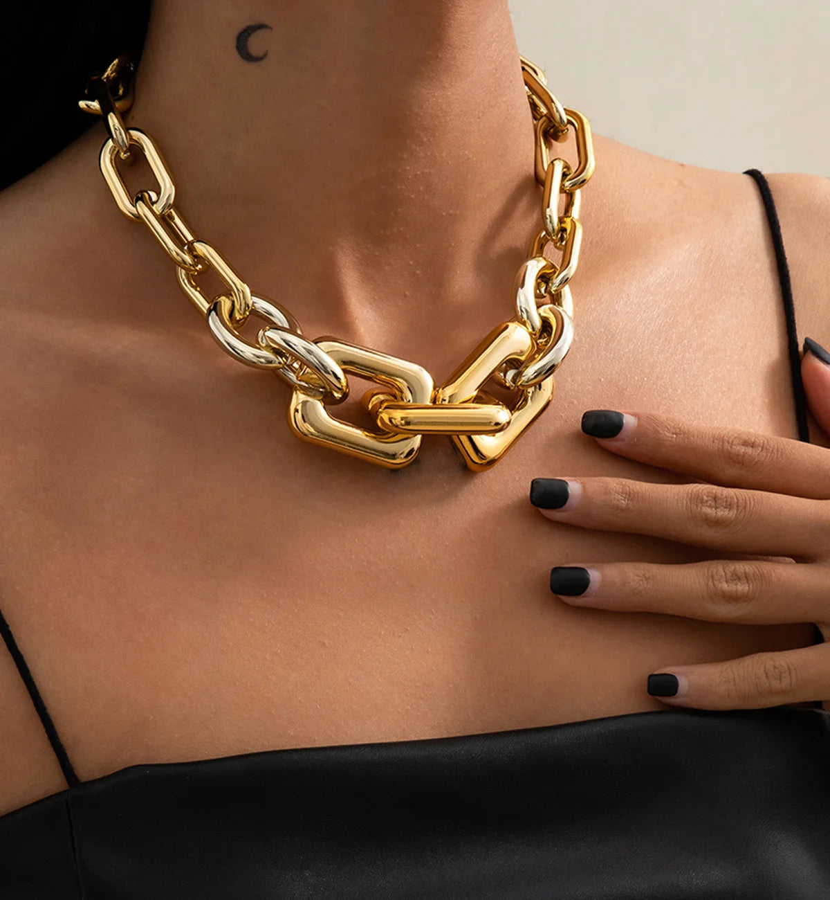 Personality Punk Collarbone Choker Collars Female Retro Hip Hop Geometric Chain Tassel Women Necklace