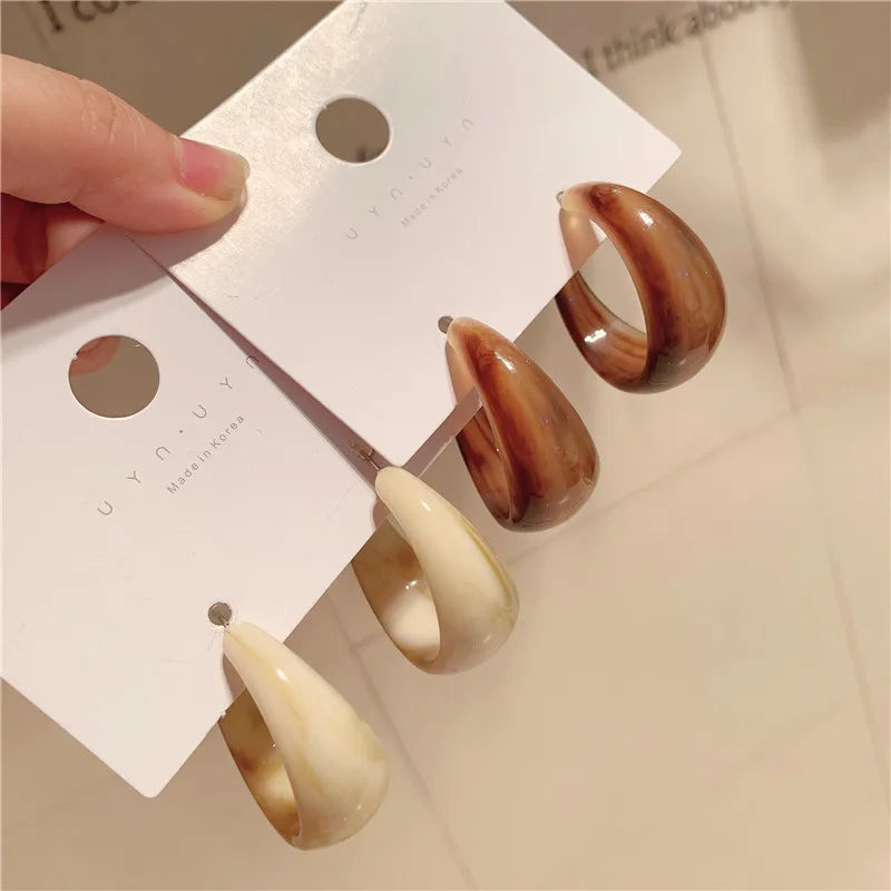 Bohemian Chunky Acrylic Resin Earrings Circle Stud Earrings Statement Geometric C-Shaped Hoop Earring