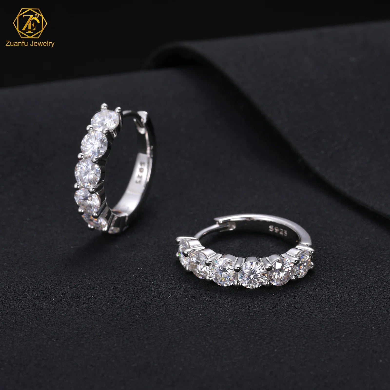 Trendy White 18K Gold Plated 925 Sterling Silver Huggie Bijoux 4MM Moissanite Chunky Stud Hoop Earrings for Women Men