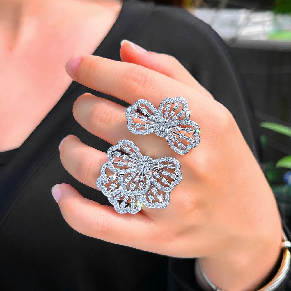 Sparkling CZ Cubic Zircon Stone Statement Luxury Big Chunky Chic Flower Rings for Women Wedding Bridal Party Jewelry Accessories