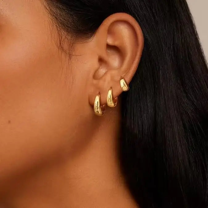MC225 Wholesale Stainless Steel Anti-Allergy Glossy Small Earrings Simple 18K Gold U-Shaped Buckle Women Huggie Hoops Earrings