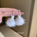 Brincos Com Coelho Plush Winter New Fur Rabbit Pompon Earrings Cute Earrings Ear Hook Hairball Earrings Wholesale Women