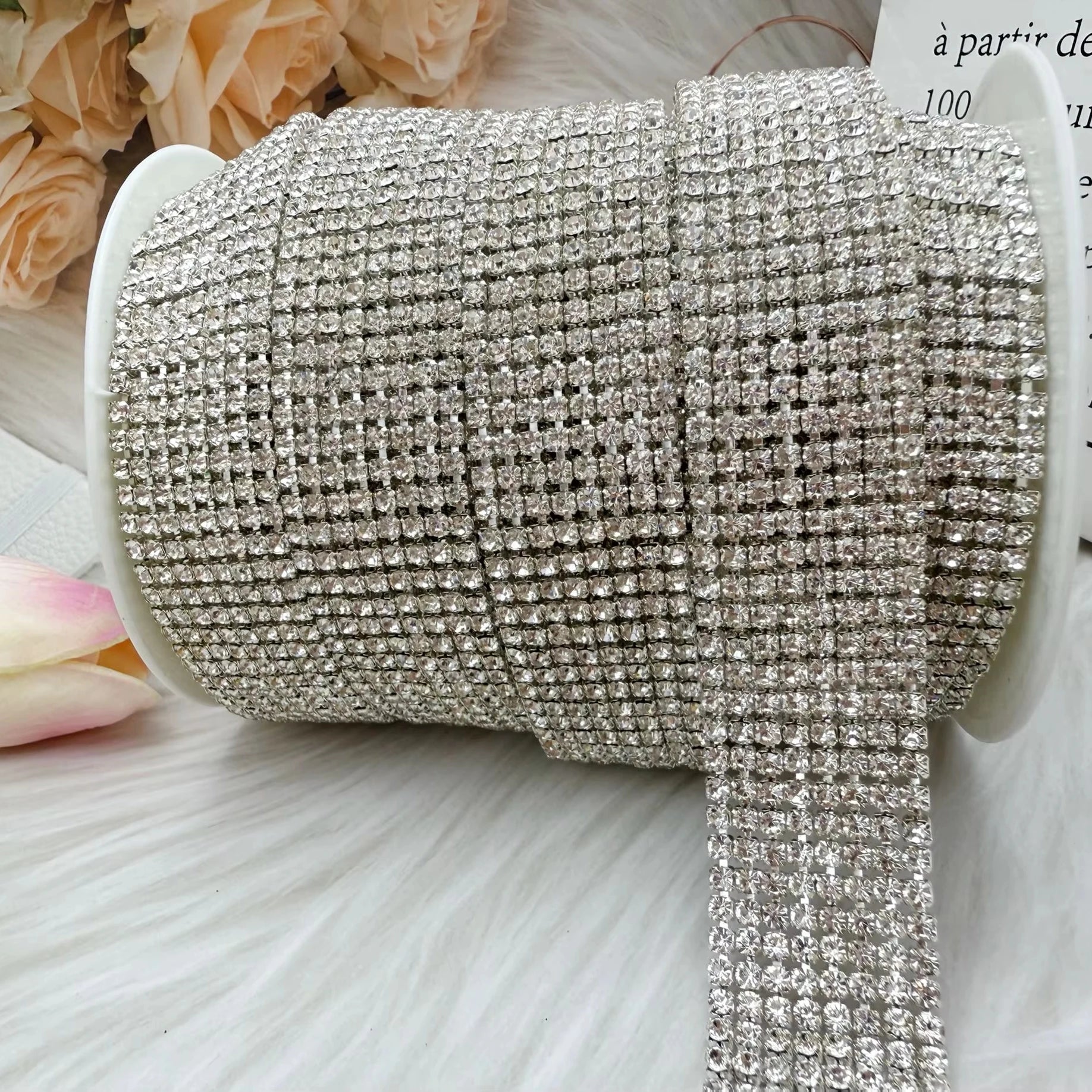 SINRONG 8 Row Clawed Cup Chain SS12 Crystal Motif Rhinestones Fashion Jewelry for Sewing Garments Accessories Glass Material
