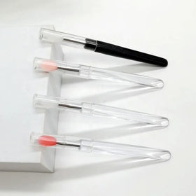Portable Reusable Silicone Lip Brush Small with Dustproof Cover Lip Cream Lip Mask Lipstick Eyeshadow Applicator