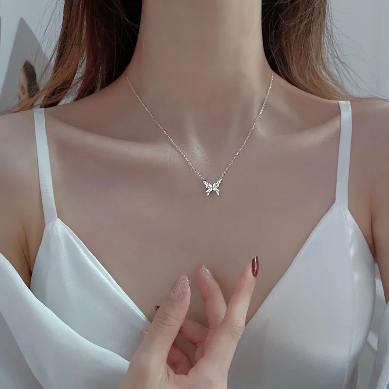 Silver Color Butterfly Necklace Shiny Zircon Pendant Ladies Elegant Clavicle Chain Wedding Jewelry Holiday Gift