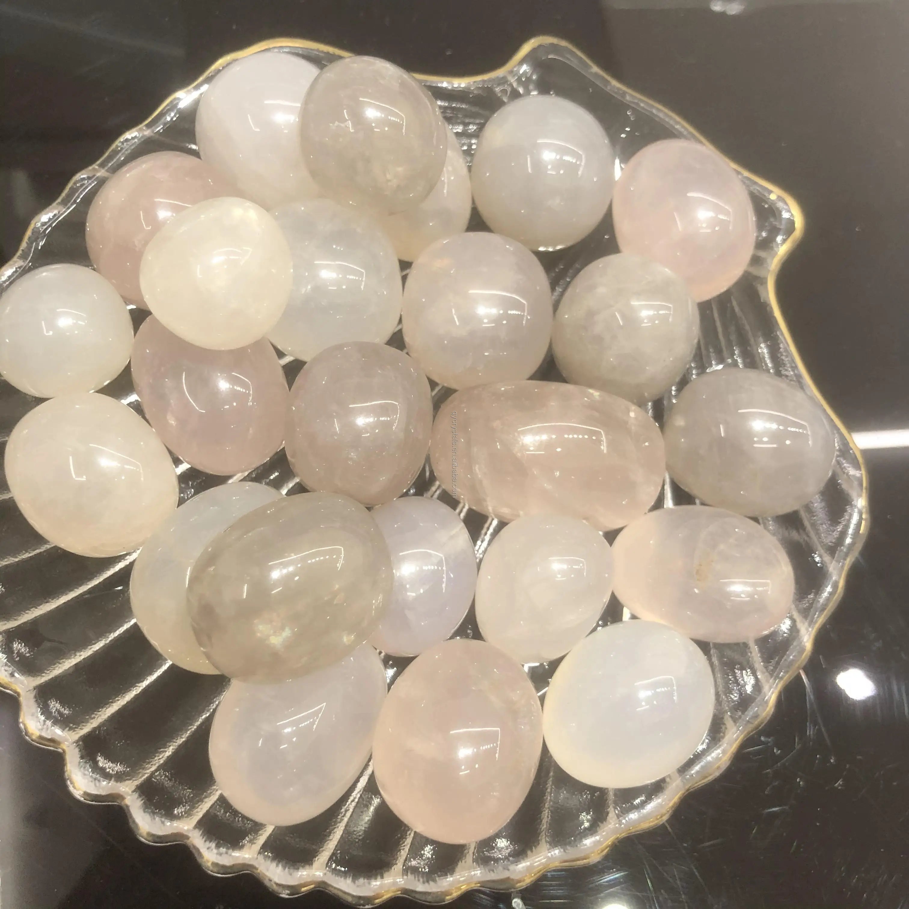 Wholesale High Quality Natural Blue Rose Quartz Tumbled Stone Fengshui Healing Crystal Quartz Tumble for Gifts