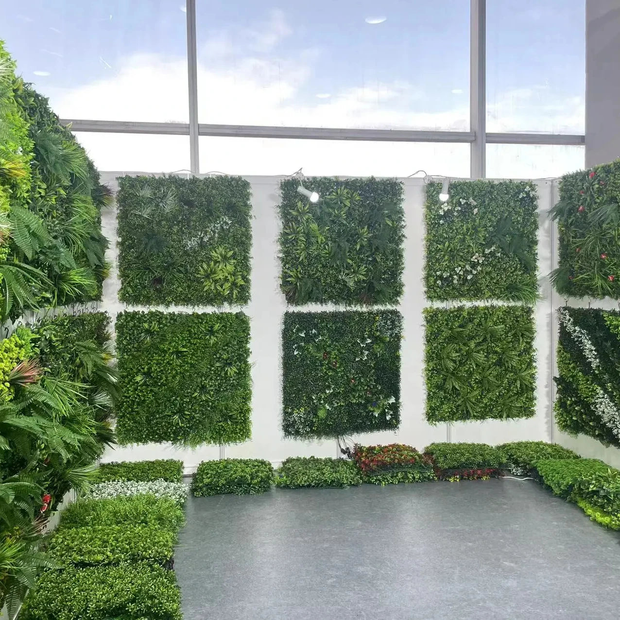 Green Wall Greenary Wall Grass Carpet Grass Wall Fake Decorative Outdoor Panels Grass Fence Artificial Hedge Fence Landscape