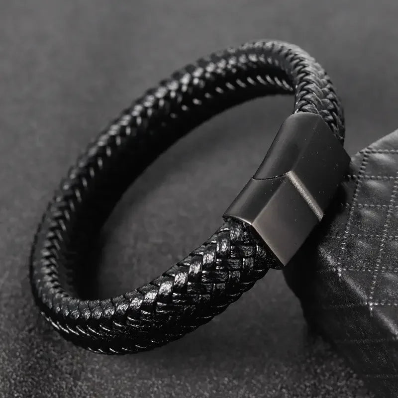 Trendy Genuine Leather Bracelets Men Stainless Steel Multi Layer Braided Leather Bangles for Male Female Hand Jewelry Fashion
