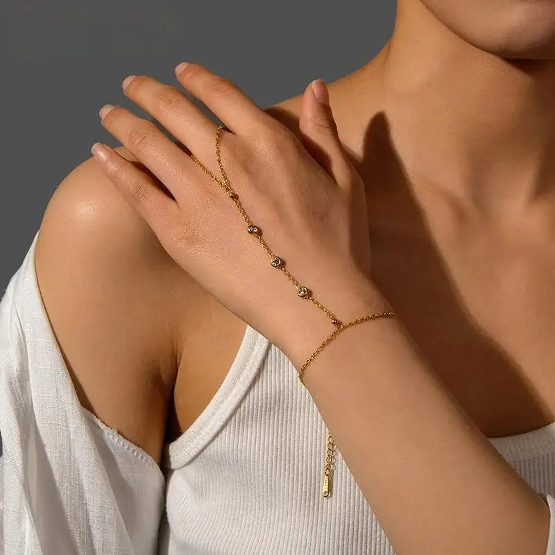 18K Gold Plated Stainless Steel Finger Ring Bracelets Creative Inlaid Diamond Hand Chain Ring Bracelet for Women