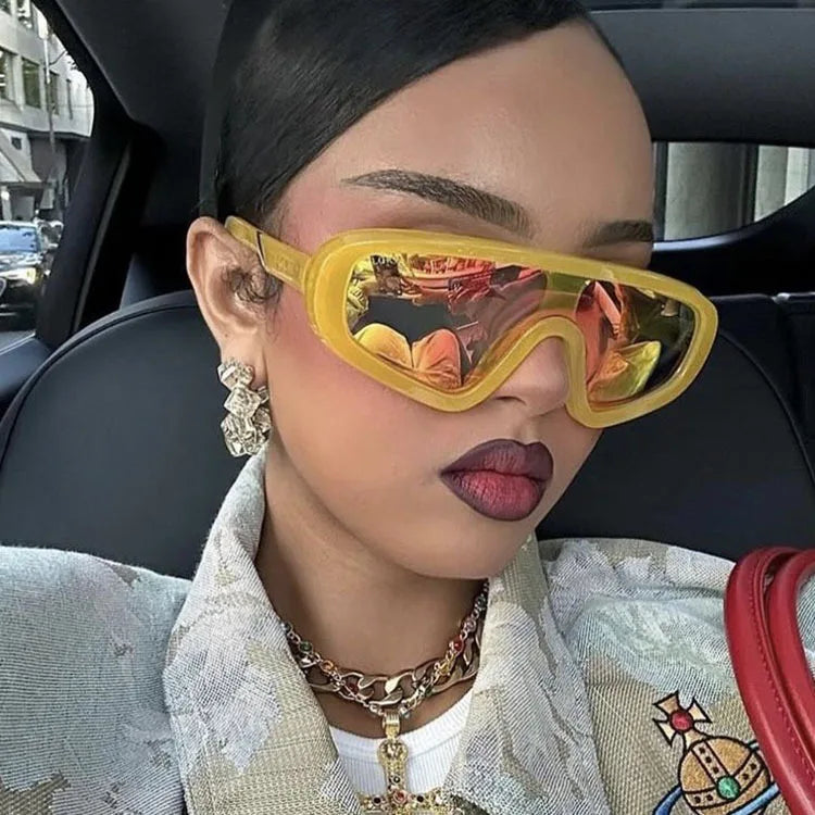 2024 New Fashion One Piece Sunglasses Custom Logo Personalized Driving Sunglasses with UV400 Lenses PC Frame