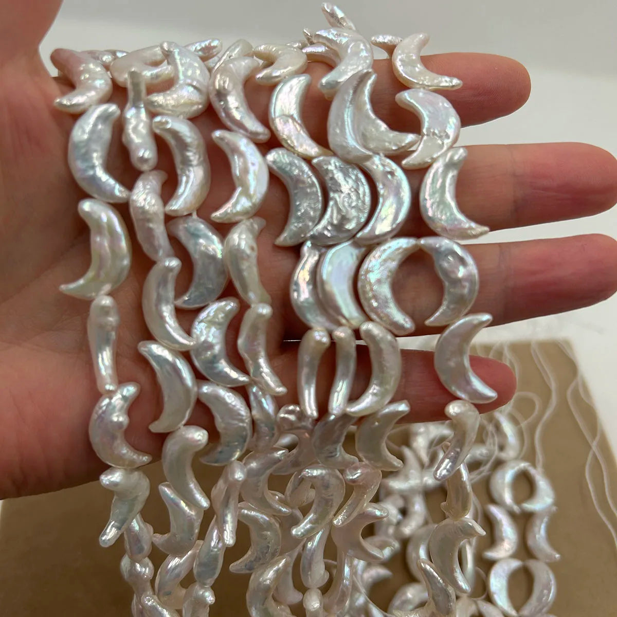 AAA High Luster 38 cm Moon Shape Baroque Freshwater Pearl Strand Nature-inspired Loose Wholesale M.O.Q 1 Strand